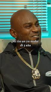 Den episodio 11 di Íntimo nos a kòmbersá ku Rummenigge Hanst. , Si bo ke  wak e episodio kompletu klek na e siguiente enlase:  https://www.youtube.com/watch?v=bIb6wWrMUT4