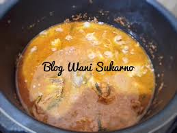 At this point, the remaining sauce is caramelize around the chicken along with roasted coconut to create an. Cara Masak Ketupat Nasi Dan Rendang Ayam Noxxa