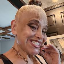 Happy birthday 🎉 to my mentor Dr. Veronica Crim. She's my intercessor &  she keeps me covered. This woman of GOD poured into me before anyone ever  knew me. She spoke prophetically