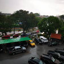 Lembaga pemasaran pertanian persekutuan (federal agricultural marketing authority atau fama) merupakan sebuah agensi pemasaran di bawah kementerian pertanian dan industri asas tani. Photos A Lembaga Pemasaran Pertanian Persekutuan Fama Lot 17304 Jalan Persiaran 1