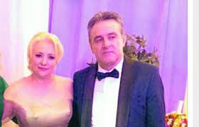 Hai ca am fost subtil, este? Cum AratÄ Cristinel DÄncilÄ SoÈul Premierului Viorica DancilÄ Foto