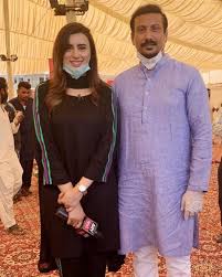 He recently divorced her first wife after getting married with madiha naqvi. New Pictures Of Couple Madiha Naqvi And Faisal Sabzwari Reviewit Pk