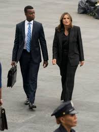 If you see one of these, please report them and do. Law Order Svu Season 21 Midseason Report Card A New Da Riveting Cases And More Tv Fanatic