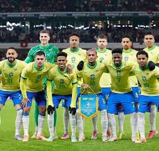 ⚠️ Da lista de 26 jogadores, 11 já têm vaga garantida na Seleção Brasileira para a Copa do Mundo, a não ser que aconteça algo inesperado, como lesão: • Alisson • Marquinhos •