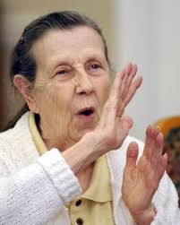 Singing Sunshiners brighten lives