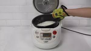 Rice served in hotels are usually cooked to a particular temperature and consistency. How To Cook Rice In A Rice Cooker With Pictures Wikihow