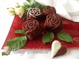 Scegli il tuo regalo e invialo con un messaggio di auguri personalizzato. Dolci Rose Di San Valentino