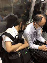 画像】電車で女子高生が２択で横に座ってきたらまじで認められた感よなｗｗ | JKちゃんねる|女子高生画像サイト