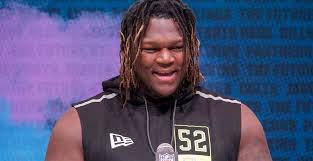 Isaiah wilson, shown here at last year's nfl draft combine, did not have the best rookie. What Isaiah Wilson Said After Becoming Titans 1st Round Pick