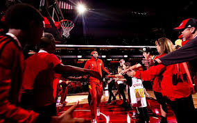 Hier soir, pour la première fois de l'histoire, brittney griner, joueuse des phoenix mercury, a réalisé un dunk en playoffs de la wnba (championnat de basket féminin aux usa) lors de la victoire de son équipe face aux los angeles sparks. Nba Vince Carter Devient Le Premier Joueur De L Histoire A Evoluer Sur Quatre Decennies Le Parisien