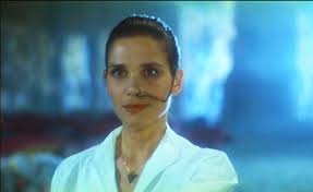 She switched to the max. Es Ist Nicht Leicht Ein Gott Zu Sein 1989