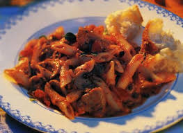 Pork Tenderloin And Pasta In Tomato And Red Pepper Sauce Canadian Goodness Recipe Pork Pork Recipes Recipes Using Pasta