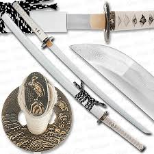 Falcon White Full Tang Folded Steel Battle Worthy Katana Way Expensive But So Worth It D Armas
