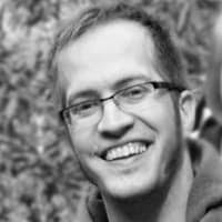 Crowdfunding Connects Students with Donors