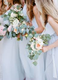 Gorgeous Minimalist Modern Wedding Is Proof Less Is More Peony Bouquet Wedding Wedding Bouquets Peony Wedding
