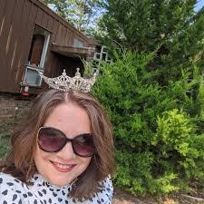 Kaye Roberson's Instagram, Twitter & Facebook