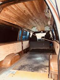 ひたすら天井板張り ハイエース 内装 キャラバン 内装 車 内装 diy