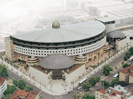 Resultado de imagem para catedral do rio de janeiro iurd