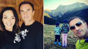 Od razu zaczęły się spekulacje jakoby bajkowy dom był rodzinną posiadłością. Sebastian Karpiel Bulecka Instagram Wiek Wzrost Waga Newsy Kozaczek