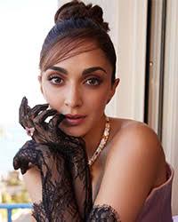 Nina Manuel Image Gallery Picture # 72044