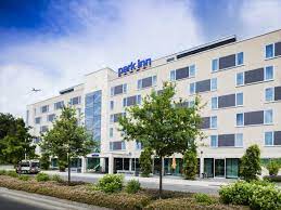 Guests enjoy the comfy beds. Park Inn By Radisson Frankfurt Airport Hotel Frankfurt Am Main Best Price Guarantee Mobile Bookings Live Chat
