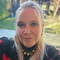 4 "Simone Hendrix" profiles