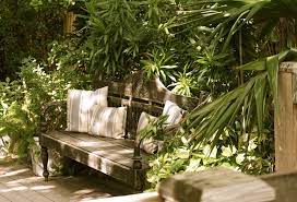 Dafür benötigen sie lediglich kreativität und eigeninitiative und schon können sie sich ihre ganz persönliche wohlfühlecke. Garten Sitzecke Gestalten Ideen Fur Kleine Grosse Garten