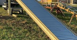 Roller Slide Video In 2020 Roller Railroad Tracks Slide