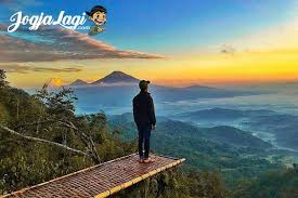 Wisata ini terletak di dusun nglinggo, desa nglinggo barat, pagerharjo, samigaluh, kulonprogo, yogyakarta. Desa Wisata Nglinggo Kulonprogo Serunya Berpetualang Di Kebun Teh Nglinggo Jogjalagi Com