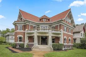 1910 Historic House In Kansas City Missouri Historic Homes Old Houses For Sale Kansas City Missouri