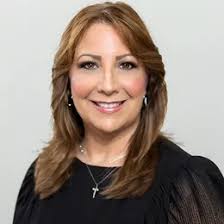 Holly Milstead's Instagram, Twitter & Facebook