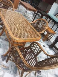 Geniş ürün yelpazesi ve kusursuz hizmet anlayışından ödün vermeyen firmamız, fiyat. Bambu Masa Sandalye Modelleri Ve Fiyati Dekopasaj