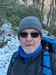 Hiking with dogs in North Carolina at Grandfather Mountain