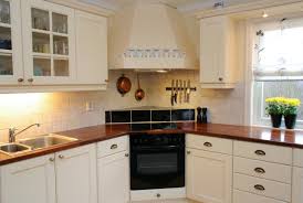 Material, labor, hardware, and finish all factor into the price you'll pay. Refacing Your Kitchen Cabinets Hipages Com Au