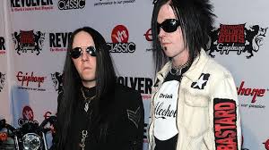 (cnn) joey jordison, a founder of the heavy metal band slipknot, has died, his. Qi8kuibyn1v2mm