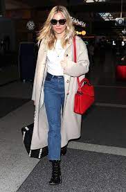 Read on for everything about sienna miller's style. Sienna Miller S 18 Top Style Moments All In One Place Who What Wear