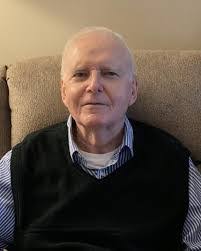 Lee Beckwith's Instagram, Twitter & Facebook