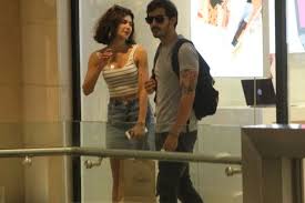 Nesrin cavadzade'nin, iki ay önce alihan isimli sevgilisi ile bu görüntüleri ortaya çıkmıştı Nesrin Cavadzade Sevgilisi Alihan La Ilk Kez Goruntulendi