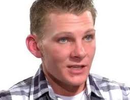 Who is Eric Hennig dating? Eric Hennig girlfriend, wife