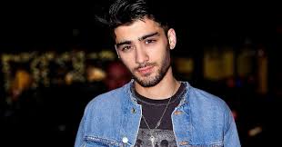 Malik heeft een oudere zus en twee jongere zusjes. Zayn Malik Has Returned To Instagram Teen Vogue