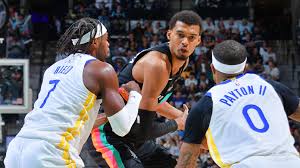 Victor Wembanyama drops 31-point triple-double on Warriors