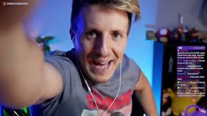 REACTION AL TRAILER DI CRASH BANDICOOT 4 CON VITO STABILE (22/06/2020)