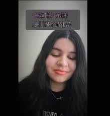 Nicole Midkiff's Instagram, Twitter & Facebook