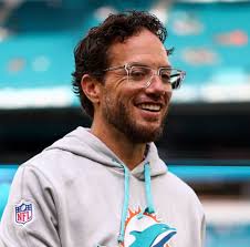 Mike McDaniel Redefines NFL Style with DITA Eyewear