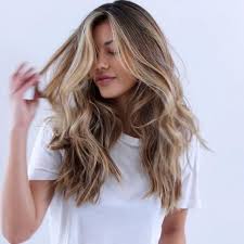 Golden blonde hair color dye, dark, light, medium, chart & highlights. 6 Hair Highlight Tips And 24 Trendiest Ideas Styleoholic