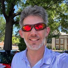 Allen Blumenthal's Instagram, Twitter & Facebook