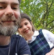 Just found out that The Wanderer from Fallout 3 is the Co-Author of the  Wasteland Survival guides found in Fallout 4, this game keeps getting  better and better.