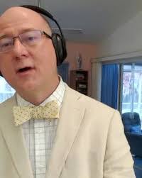 Hayley Gold's Instagram, Twitter & Facebook