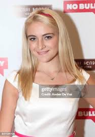 15 Amber Reeves Photos & High Res Pictures