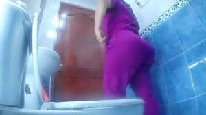 Nurse recorded pissing in the bathroom of Dr. Pekermans office - XNXX.COM